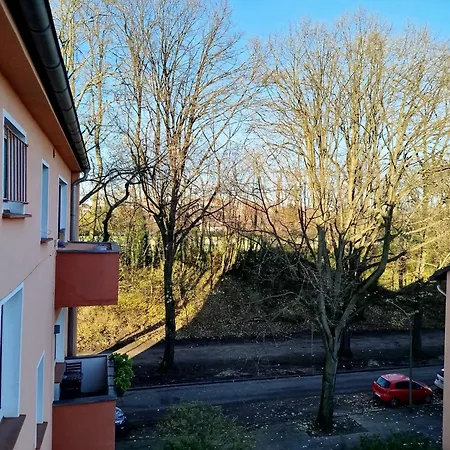 Monteurwohnung Mit Balkon Und Whirlpool Duisburg