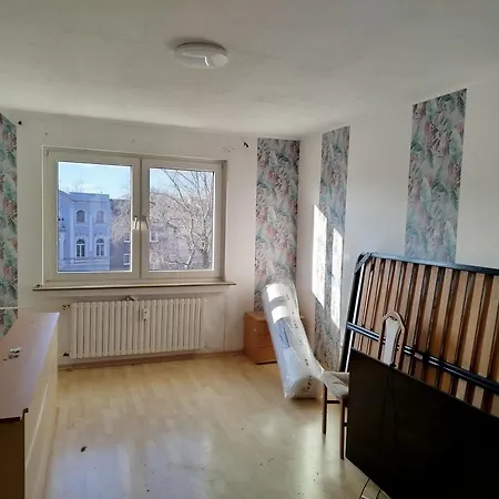 Monteurwohnung Mit Balkon Und Whirlpool Apartment