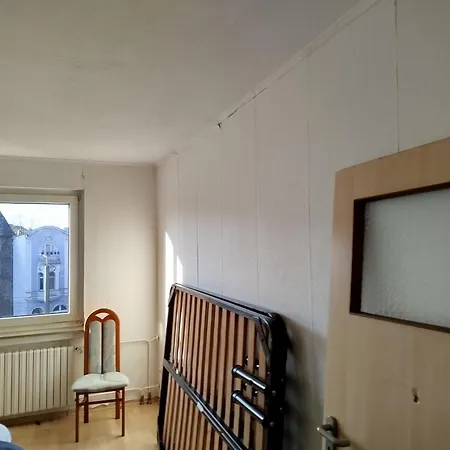Monteurwohnung Mit Balkon Und Whirlpool Apartment *