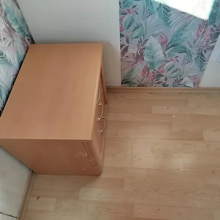Apartment Monteurwohnung Mit Balkon Und Whirlpool Duisburg