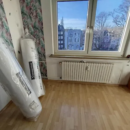 Monteurwohnung Mit Balkon Und Whirlpool Daire Duisburg